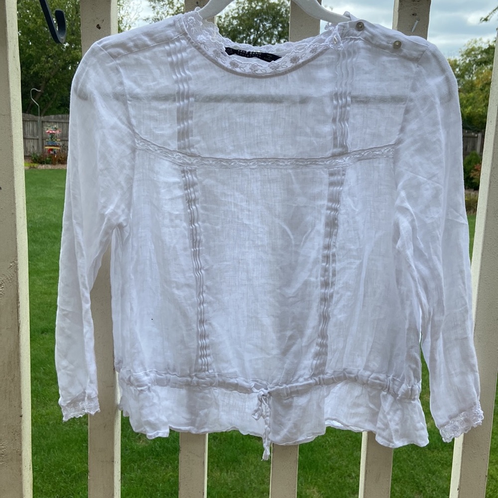 Zara Basic White Ruffles Size M, drawstring floral knit around neck and sleeves